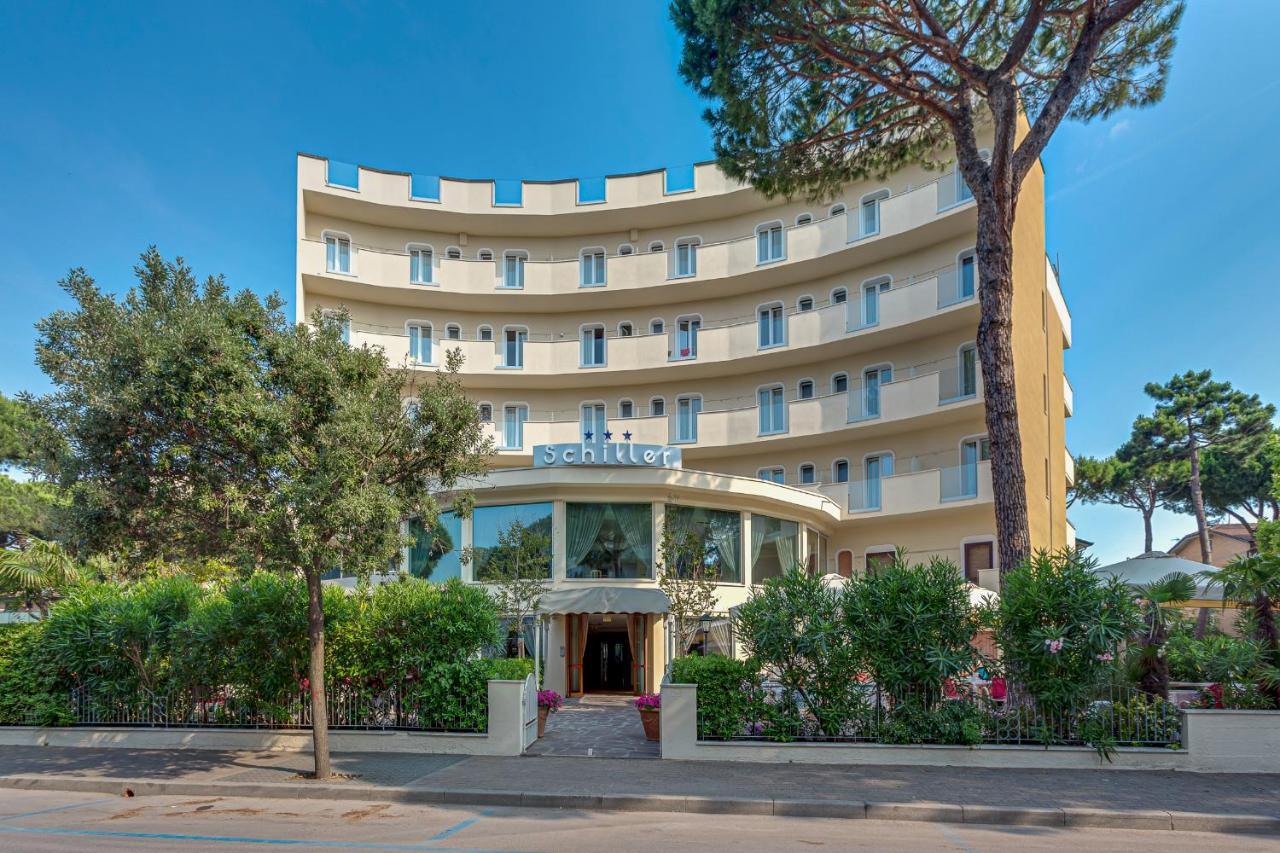Hotel Schiller Cervia Exterior photo